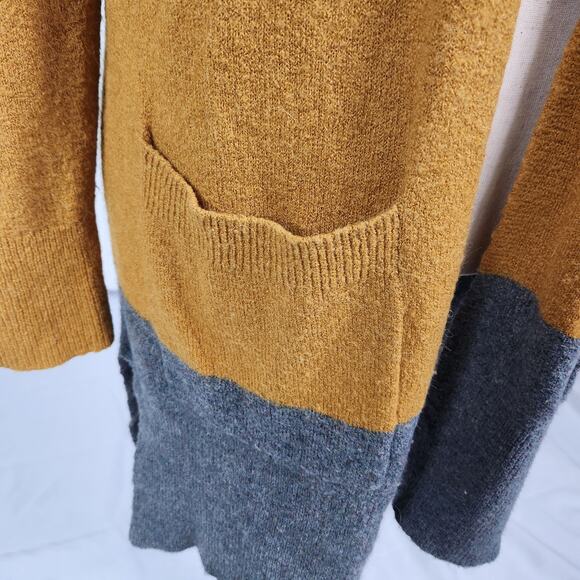 Madewell Kent Colorblock Cardigan Sweater in Coziest Yarn Women's Size XXS - Picture 7 of 11